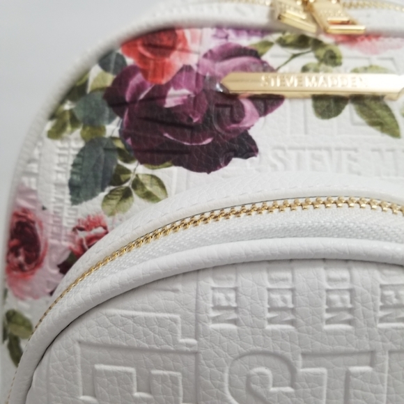 🆕️⬇️Steve Madden Bjordan White Floral Logo Backpack - Picture 13 of 16